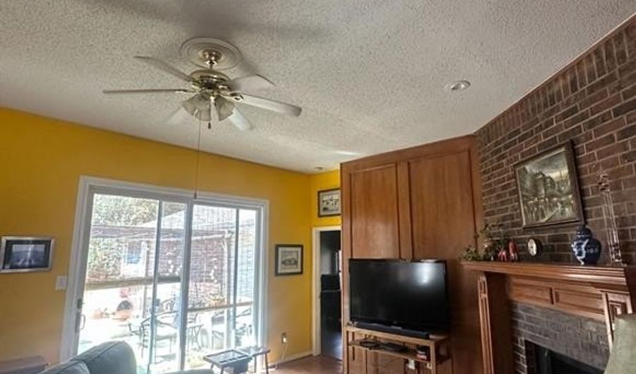 1018 Winslow Dr, Allen, TX 75002 - 4 Beds, 2 Bath