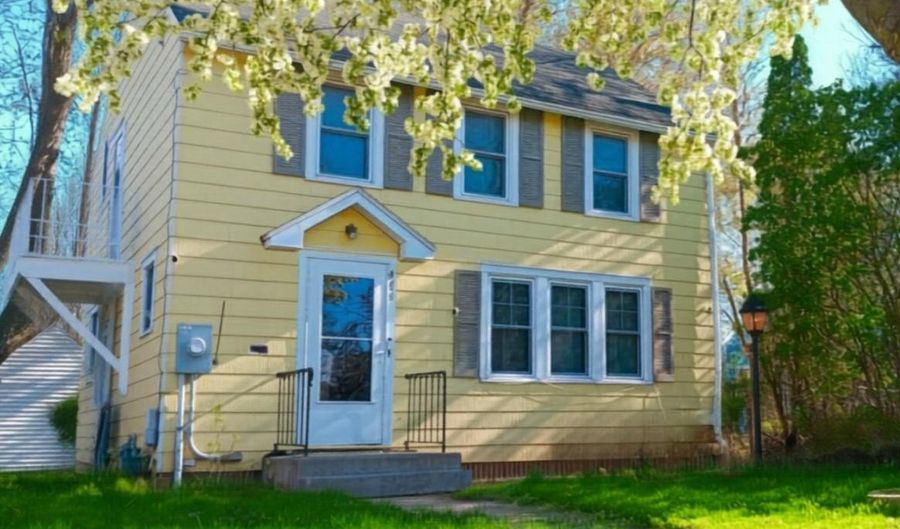 404 2nd Ave SW, Austin, MN 55912 - 2 Beds, 1 Bath