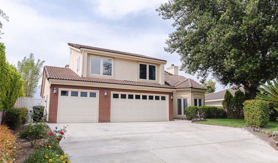 49 W La Sierra Dr, Arcadia, CA 91007 - 4 Beds, 5 Bath