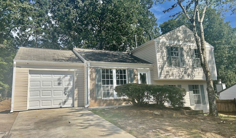 3288 Long Indian Crk, Alpharetta, GA 30022 - 3 Beds, 2 Bath