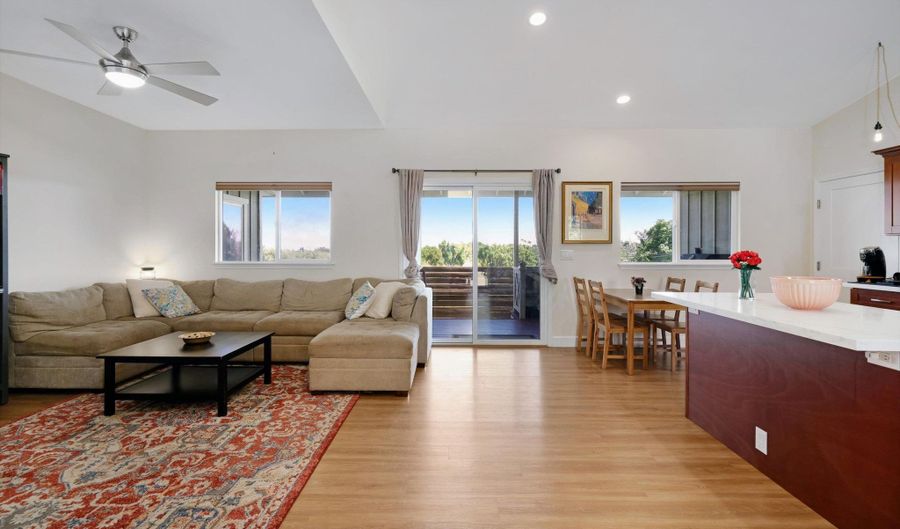 2726 Kaupakalua Rd Unit B, Haiku, HI 96708 - 3 Beds, 2 Bath