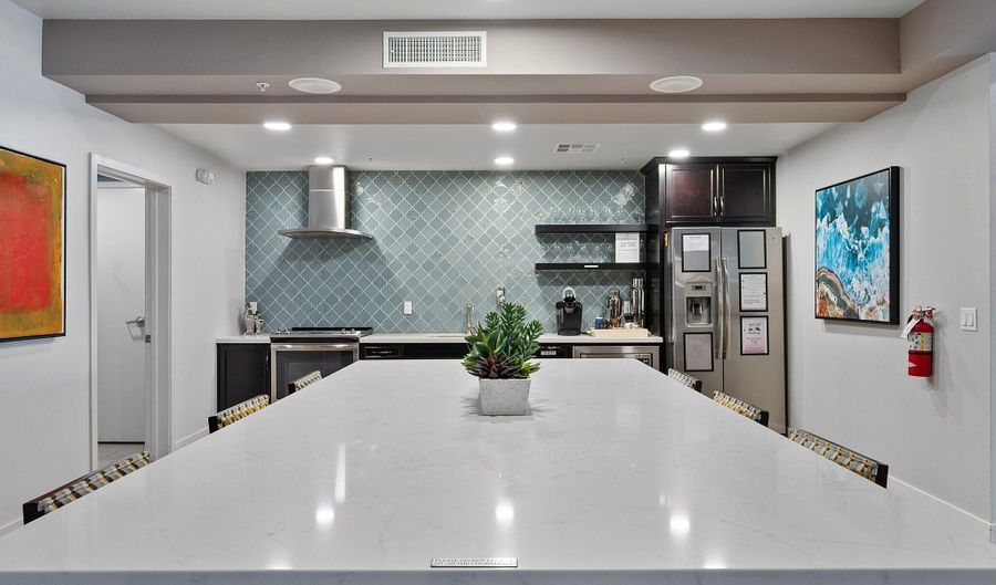 2511 W QUEEN CREEK Rd 238, Chandler, AZ 85248 - 2 Beds, 2 Bath