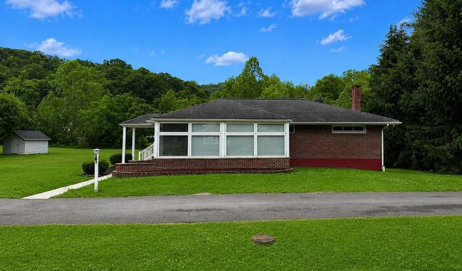 19210 S RAILROAD St, Barton, MD 21521 - 3 Beds, 1 Bath