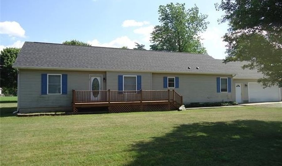 2933 Ashley Dr, Adrian, MI 49221 - 5 Beds, 3 Bath