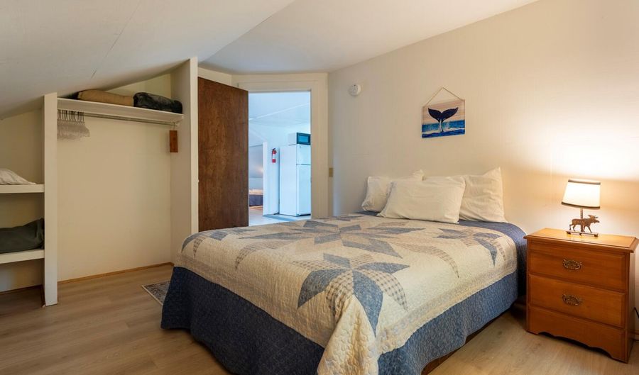 21 Hulberts Way, Bar Harbor, ME 04609 - 11 Beds, 6 Bath