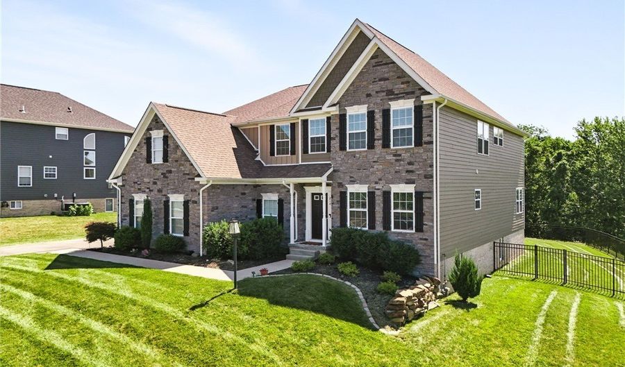 214 Stoneridge Ln, Adams Twp., PA 16046 - 5 Beds, 5 Bath