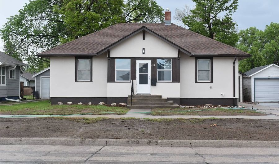 415 Platte Ave, Alliance, NE 69301 - 2 Beds, 1 Bath