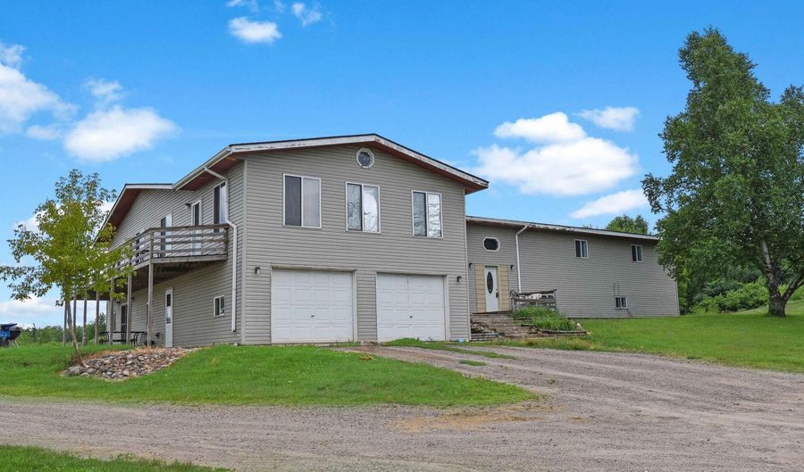 40792 Nature Ave, Aitkin, MN 56431 - 5 Beds, 3 Bath