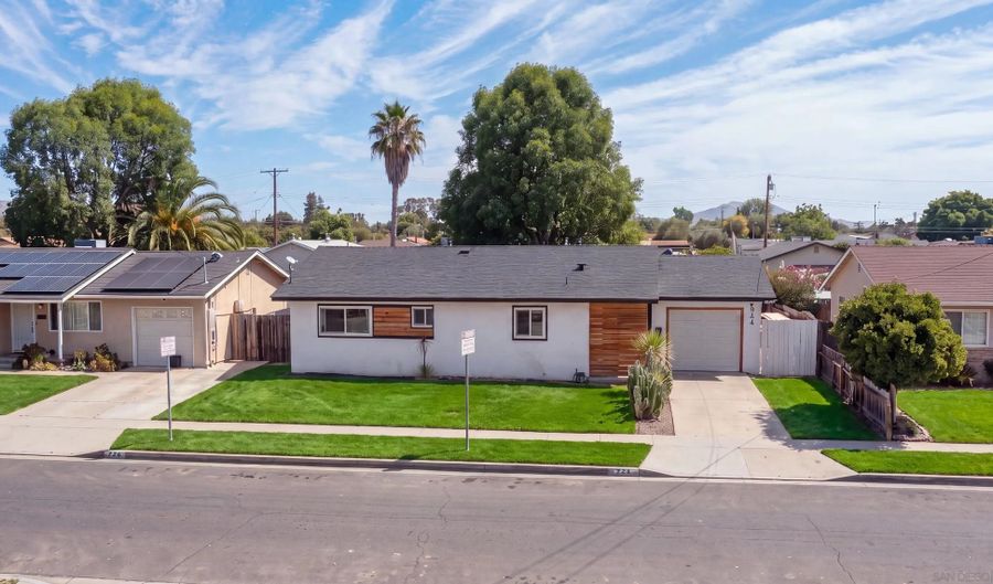 744 Begonia St, Escondido, CA 92027 - 3 Beds, 1 Bath