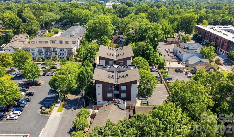 2116 Mcclintock Rd, Charlotte, NC 28205 - 2 Beds, 2 Bath