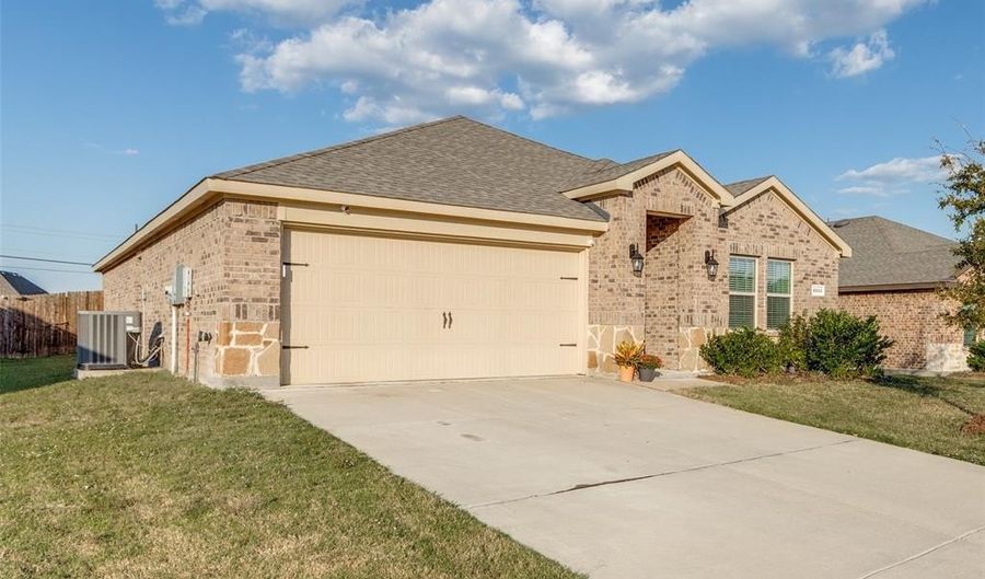2212 Parsley Way, Anna, TX 75409 - 4 Beds, 2 Bath