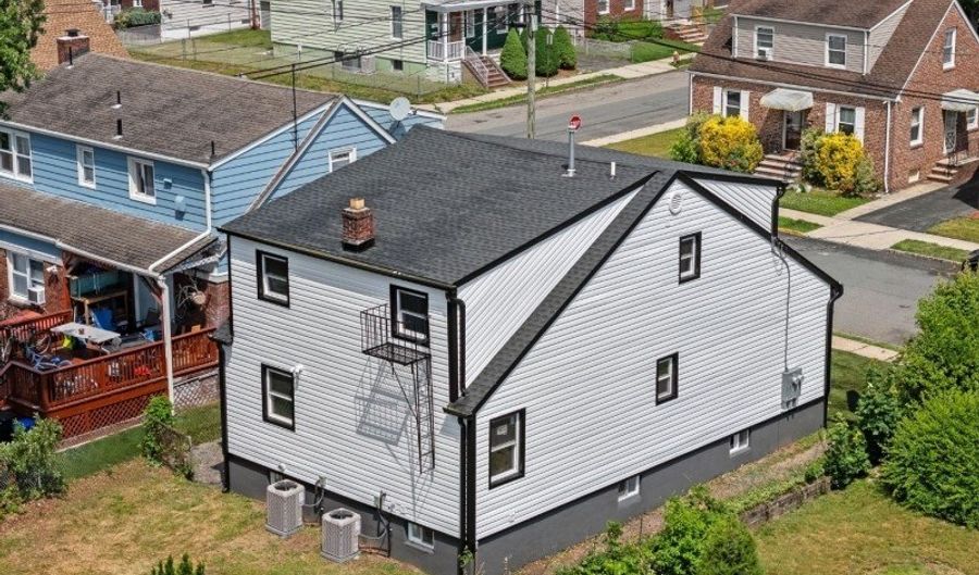 71 Moore Pl, Belleville, NJ 07109 - 4 Beds, 3 Bath