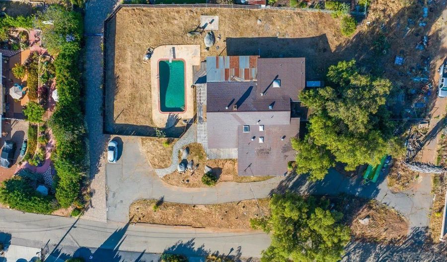 2231 Oak Hill Dr, Escondido, CA 92027 - 4 Beds, 3 Bath