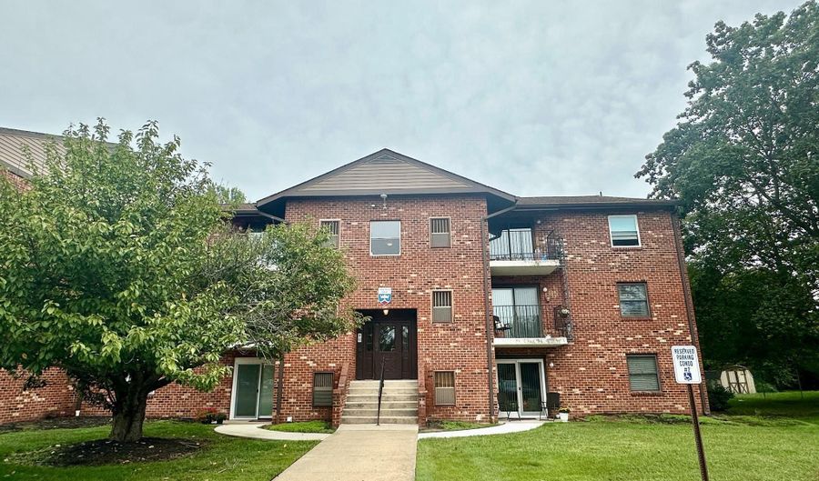 9 HARLECH HALL, Dover, DE 19904 - 1 Beds, 1 Bath