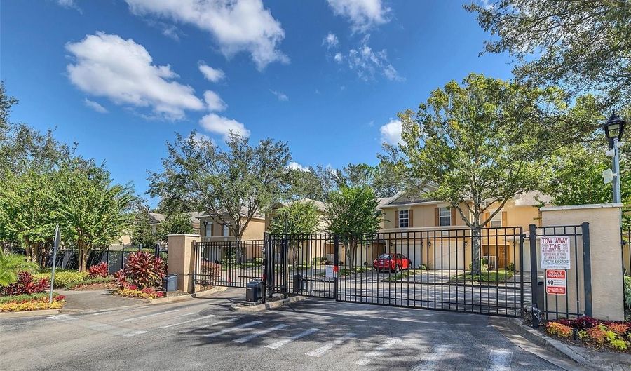 221 STERLING SPRINGS Ln, Altamonte Springs, FL 32714 - 2 Beds, 3 Bath