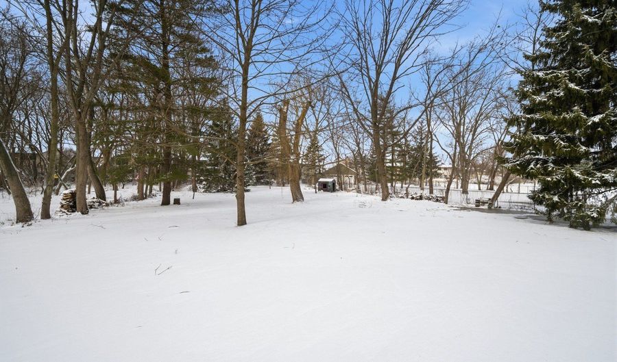 3026 Jackson Dr, Arlington Heights, IL 60004 - 3 Beds, 4 Bath