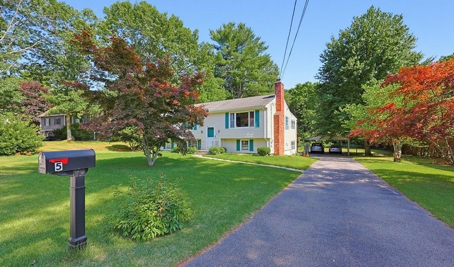 5 Nelson St, Attleboro, MA 02703 - 4 Beds, 2 Bath