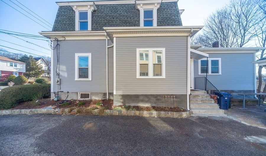 189 Dana Ave, Boston, MA 02136 - 3 Beds, 2 Bath