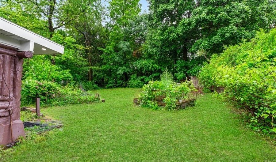 13 Alturas Rd, Alloway, NJ 07422 - 2 Beds, 1 Bath