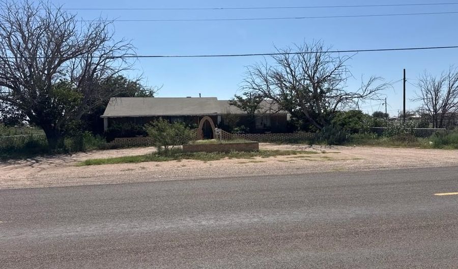 1220 SE 1001, Andrews, TX 79714 - 3 Beds, 2 Bath