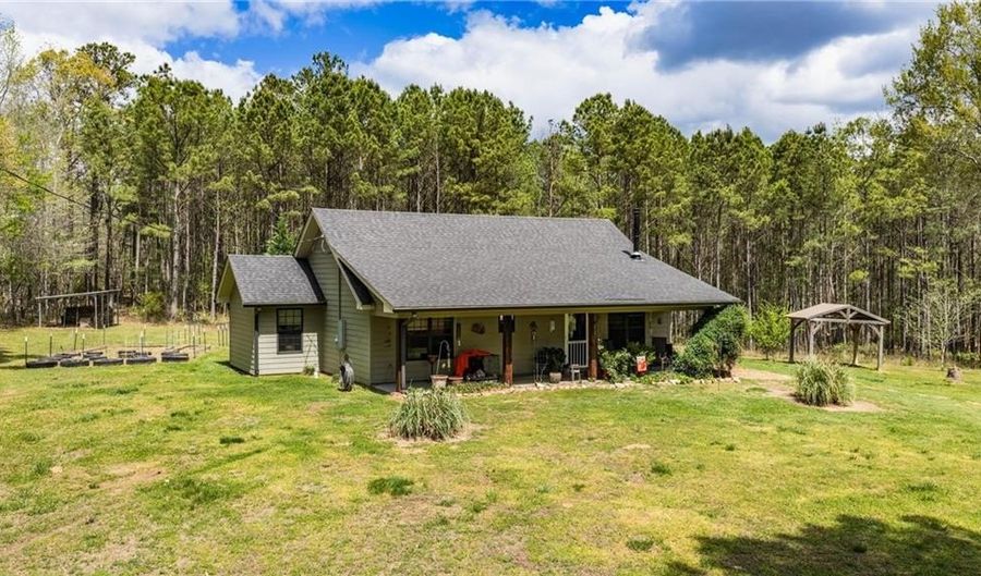2058 COOSA COUNTY ROAD 91, Alexander City, AL 35010 - 2 Beds, 2 Bath