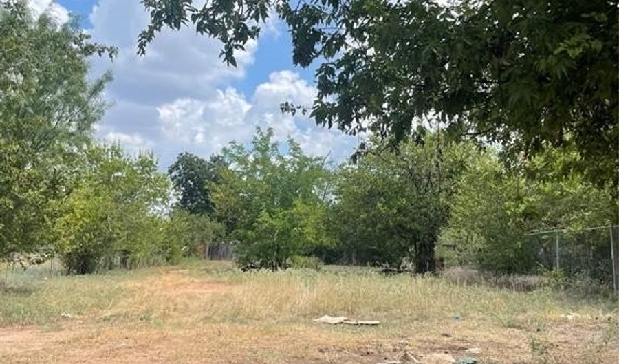 1381 Sycamore St, Abilene, TX 79602 - 0 Beds, 0 Bath