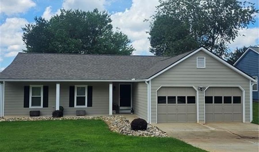 5020 Timberbridge Ln, Alpharetta, GA 30022 - 3 Beds, 2 Bath