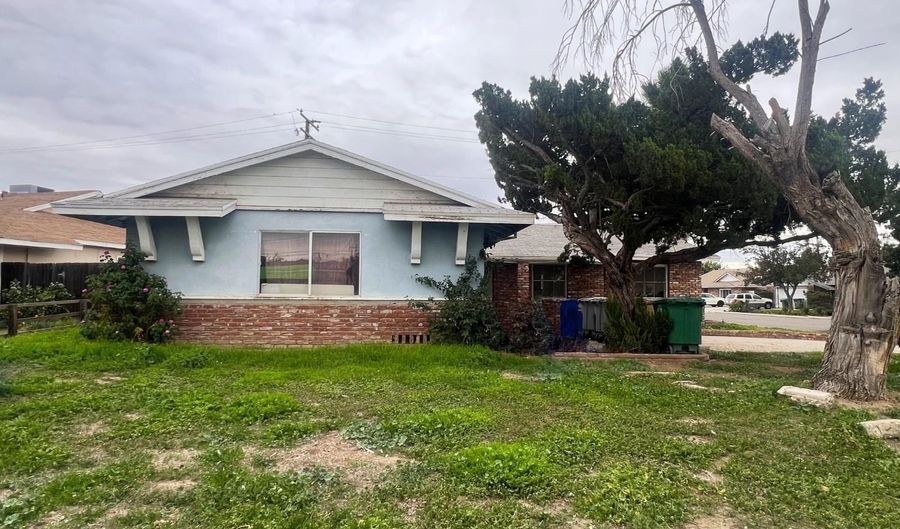 14106 Vista Dr, Armona, CA 93202 - 4 Beds, 2 Bath