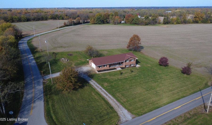 6425 Elmburg Rd, Bagdad, KY 40003 - 4 Beds, 3 Bath