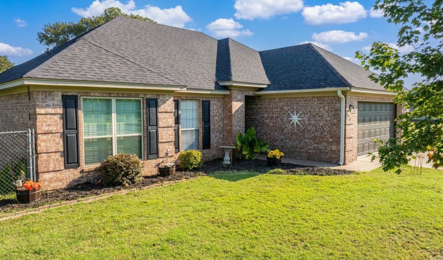 50 Saddle Brk, Austin, AR 72007 - 3 Beds, 2 Bath