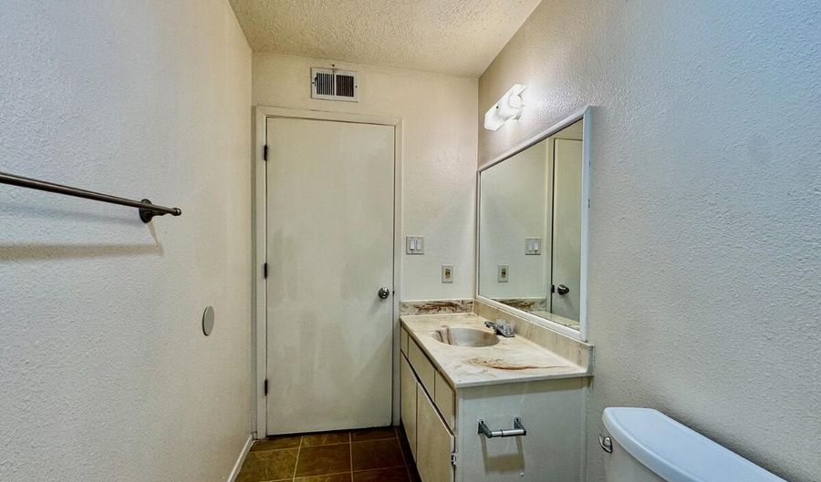 3505 TULANE Dr NE 4, Albuquerque, NM 87107 - 2 Beds, 1 Bath