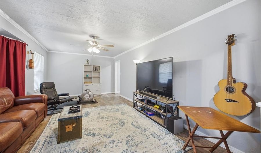 1415 Chickasaw Pl, Ada, OK 74820 - 3 Beds, 3 Bath