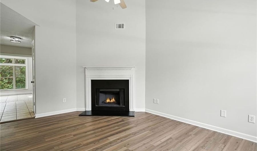 16 Oak Grove Ct, Adairsville, GA 30103 - 4 Beds, 2 Bath