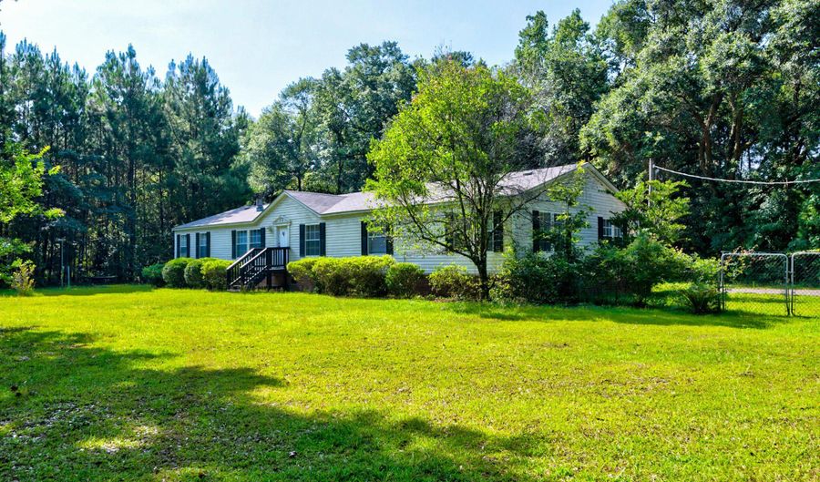 8111 Jareds Landing Rd, Adams Run, SC 29426 - 4 Beds, 2 Bath
