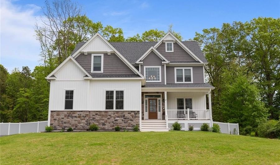 25 Kristin Dr, Cranston, RI 02921 - 4 Beds, 3 Bath