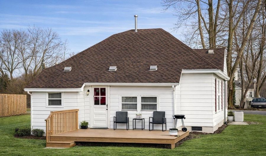 324 S Ohio St, Bicknell, IN 47512 - 2 Beds, 1 Bath