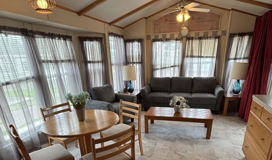 1341 W Business Hwy 83 Rv 0619, Alamo, TX 78516 - 1 Beds, 1 Bath