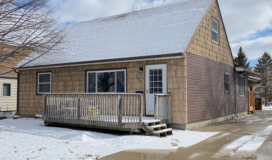 1519 W Clark St, Albert Lea, MN 56007 - 3 Beds, 2 Bath