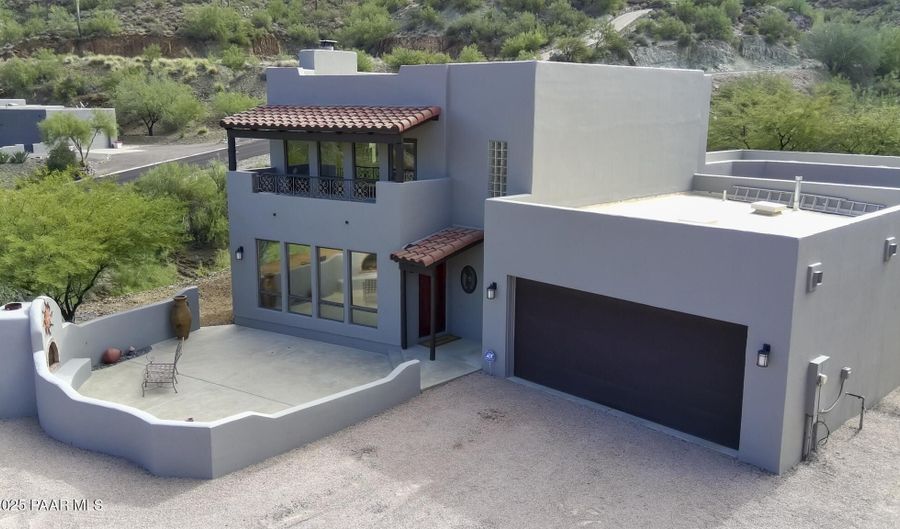 35310 S Pinnacle Pl, Black Canyon City, AZ 85324 - 5 Beds, 3 Bath