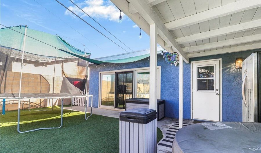 833 S Kouri, Anaheim, CA 92804 - 3 Beds, 2 Bath