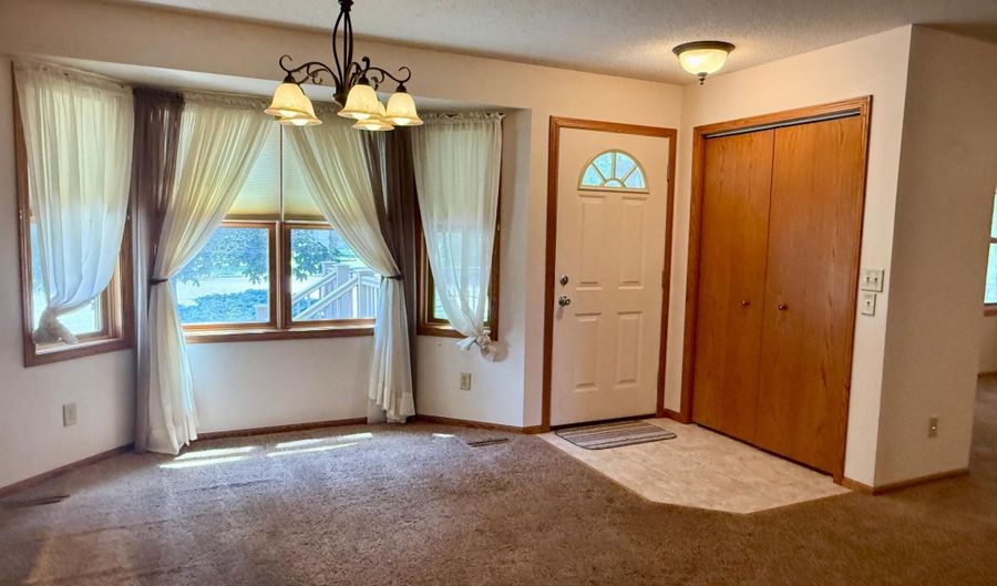 236 Wilson St, Alden, MN 56009 - 3 Beds, 2 Bath