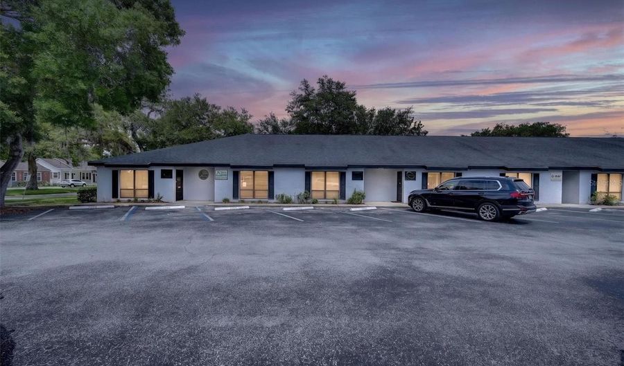7 W MAIN St 12-14, Apopka, FL 32703 - 0 Beds, 0 Bath
