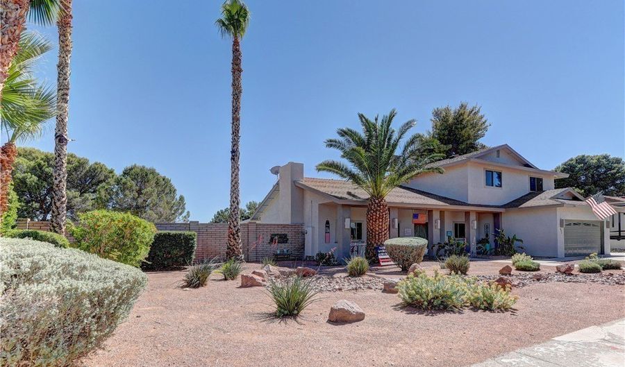 893 Fairway Dr, Boulder City, NV 89005 - 4 Beds, 3 Bath