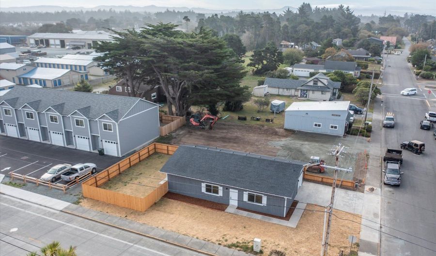 1105 Baltimore Ave SE, Bandon, OR 97411 - 3 Beds, 2 Bath