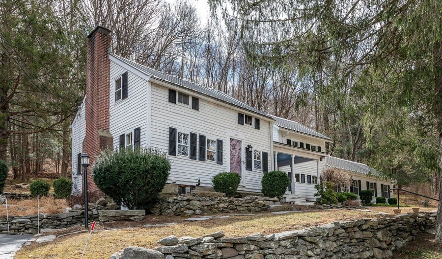 227 New Milford Rd E, Bridgewater, CT 06752 - 4 Beds, 2 Bath