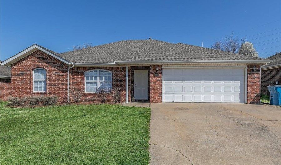 3308 SW Carriageway Ave, Bentonville, AR 72712 - 4 Beds, 2 Bath