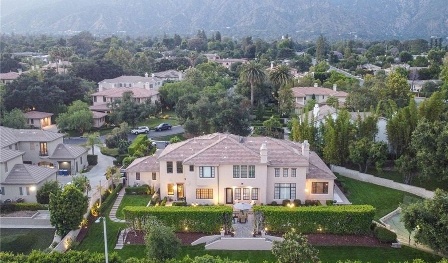 725 Carriage House Dr, Arcadia, CA 91006 - 6 Beds, 7 Bath