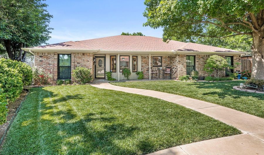 4012 LINDA Dr, Amarillo, TX 79109 - 3 Beds, 2 Bath