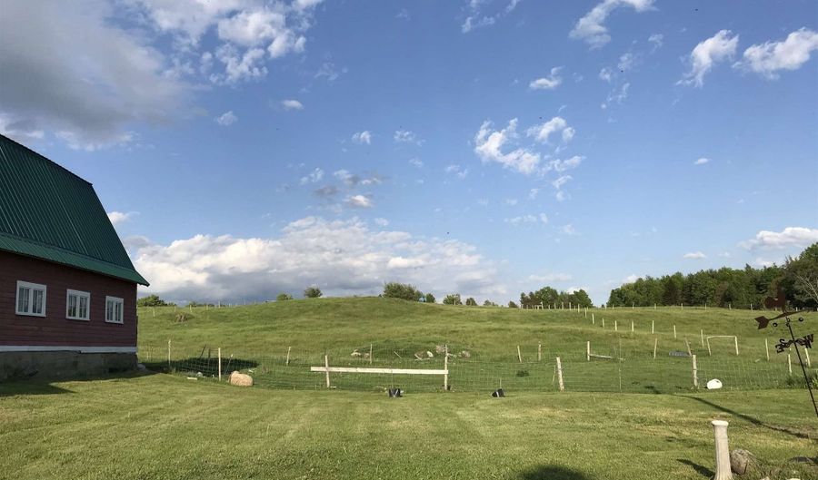 2066 Hinman Settler Rd, Brownington, VT 05860 - 4 Beds, 2 Bath