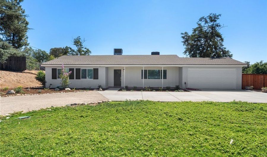 12371 5th St, Yucaipa, CA 92399 - 3 Beds, 2 Bath